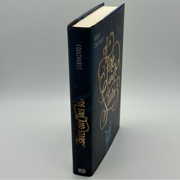 Of Fire and Stars by Audrey Coulthurst - Paperback - Picture 4 of 4